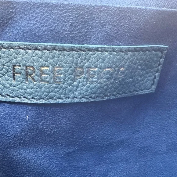 Free People Head Over Heels Tote in Blue Leather NWT - Picture 8 of 11